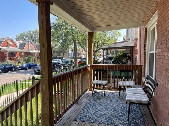 5th image of 1114 N Kedvale Ave #1