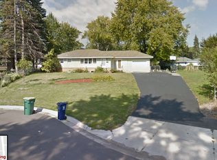 5913 Ewing Ave N, Brooklyn Center, MN 55429