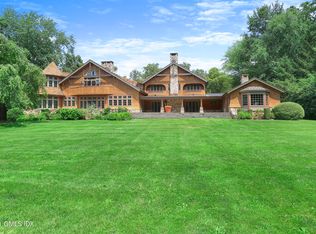 20 Gatefield Dr, Greenwich, CT 06831