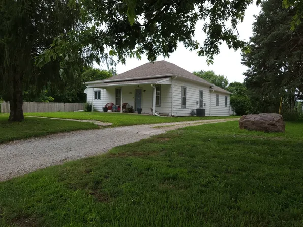 1012 M St, Auburn, NE 68305