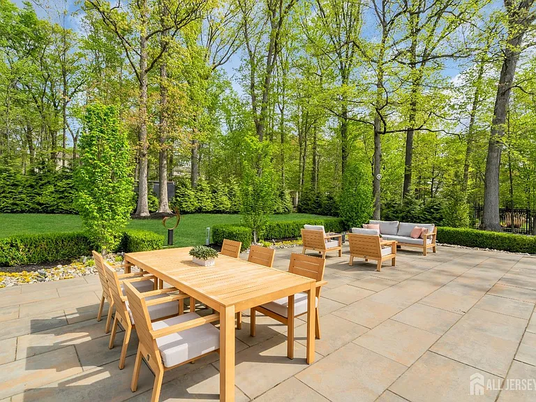 792 Partridge Dr — Photo 64