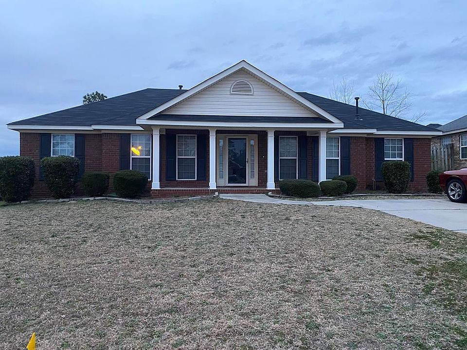 1st image of 2615 Ardwick Dr