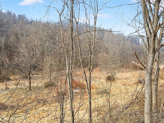 3rd image of 275 Newman Rd