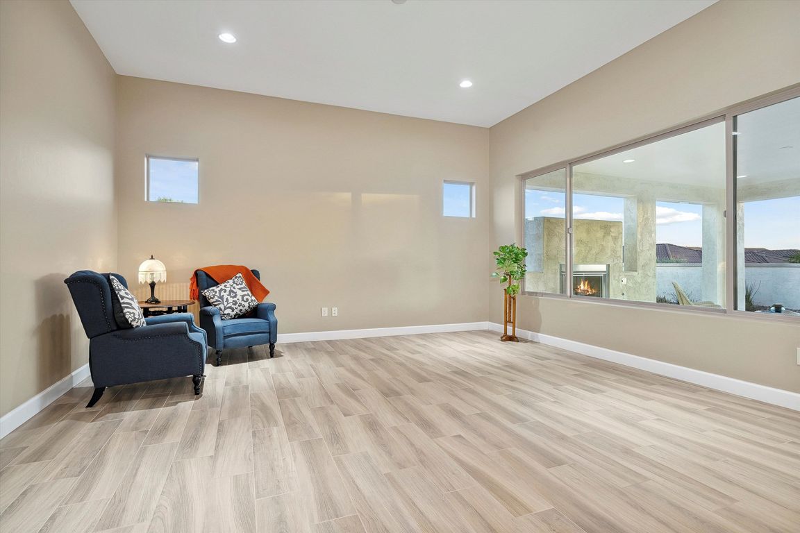 13-Living Area