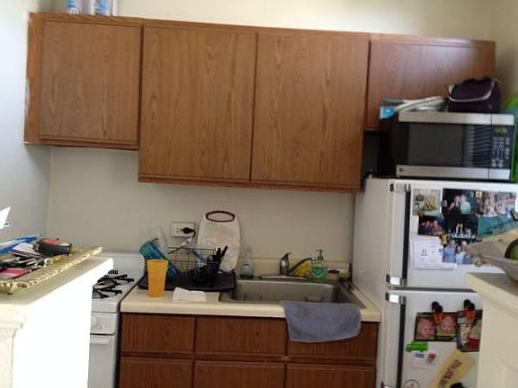 3rd image of 4428 N Wolcott Ave APT 3A