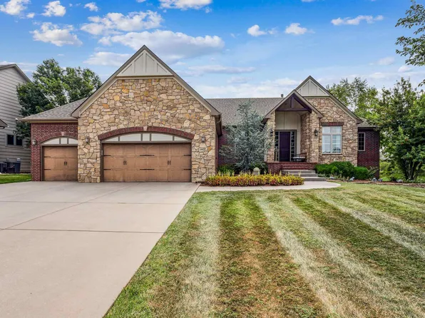 1407 E Timber Falls Ct, Andover, KS 67002