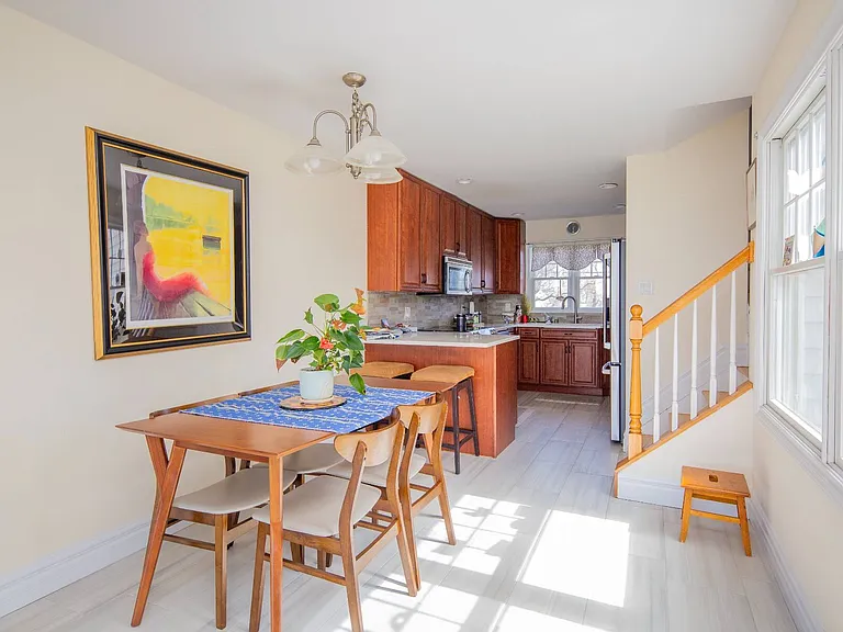 11 Cliff Dr — Photo 9