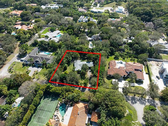 5th image of 9300 SW 116th St
