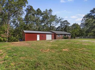 1120 Saluda Lake Rd, Greenville, SC 29611