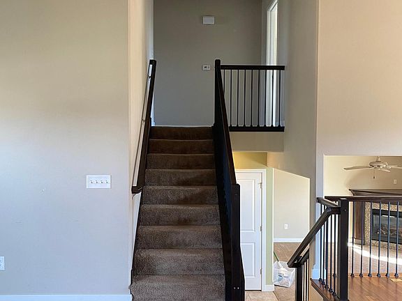 3rd image of 230 N Juniper St