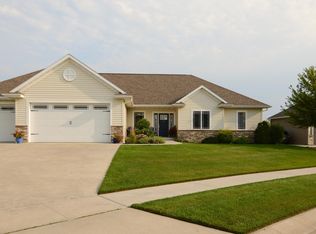 1665 Echo Ridge Rd SW, Rochester, MN 55902