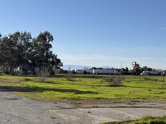 2nd image of 1075 Highway 99 W