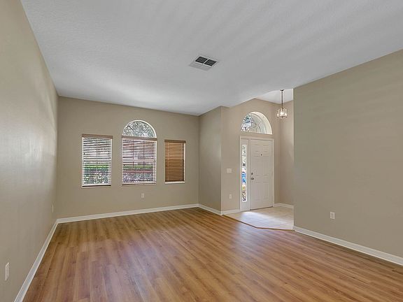 3rd image of 12892 Daughtery Dr