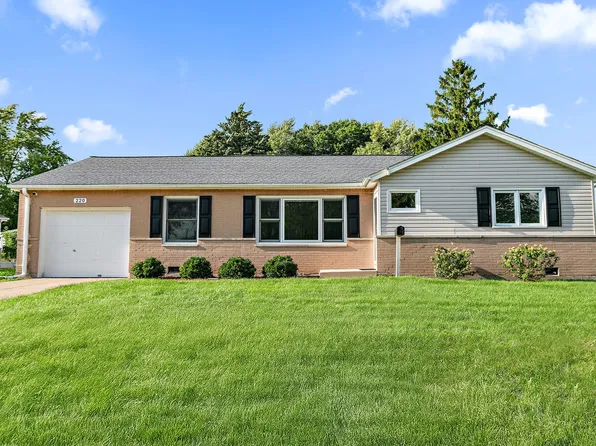 220 Kingman Ln, Hoffman Estates, IL 60169