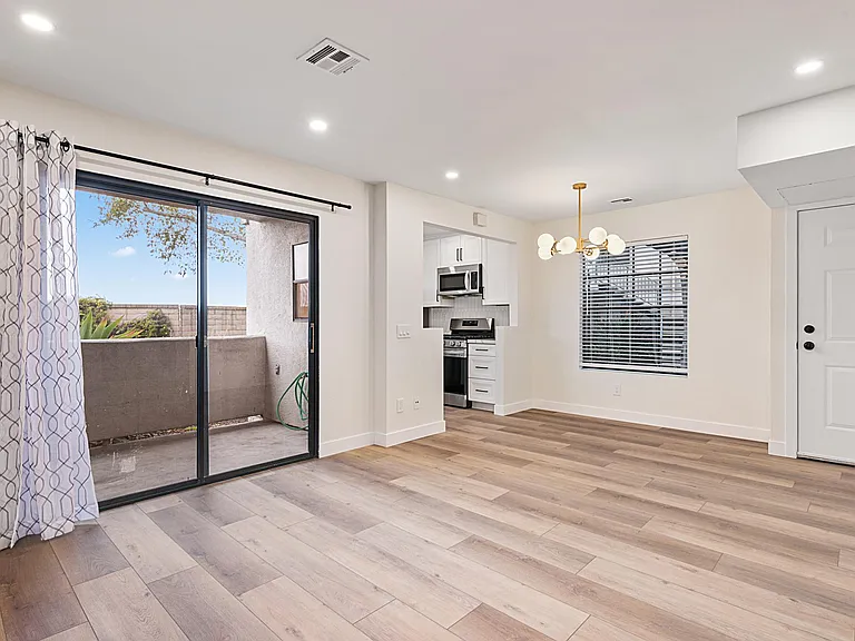 10329 Azuaga St #263 — Photo 23
