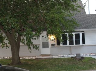 404 Winnebago St, Park Forest, IL