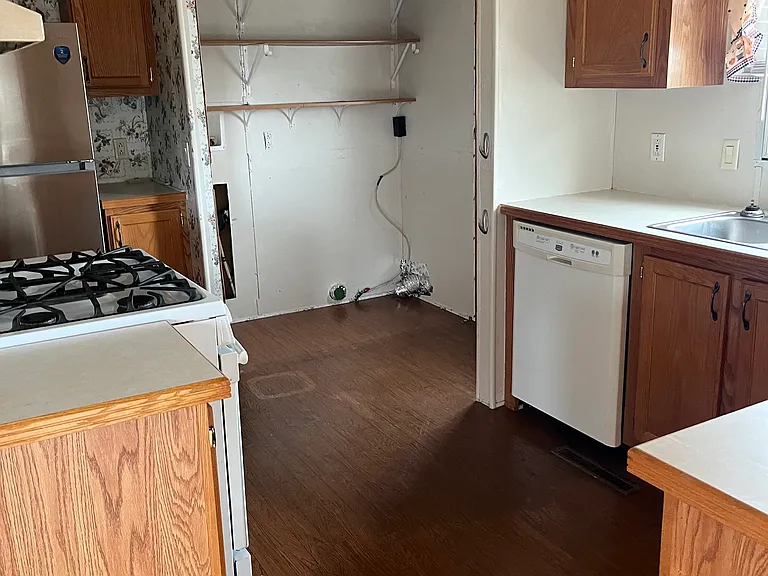 3951 S Mentor Ave #12 — Photo 15