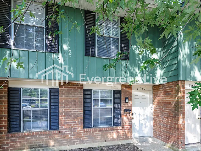 8033 Mount Everest St — Photo 3