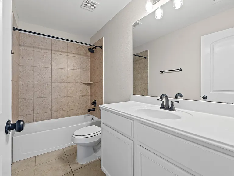 148 Isabel Ln — Photo 23
