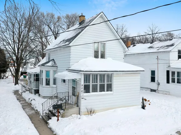 804 James St, Green Bay, WI 54303