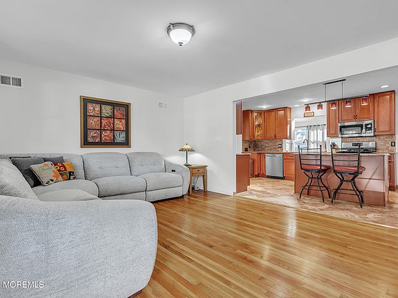 4th image of 34 Mariner Drive