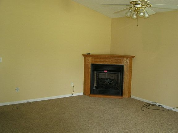 4th image of 1297 Robinwood Dr