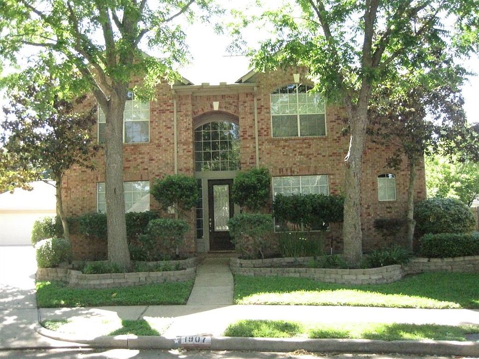 1st image of 1907 Hill Forest Ct