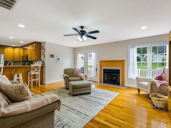 902 Waterton St, Staunton, VA 24401