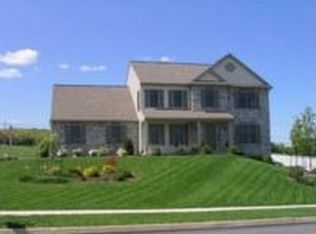 586 Campbell Rd, York, PA 17402