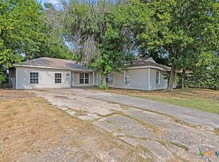 813 Valley Rd, Killeen, TX 76541