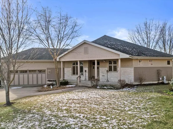 216 Steeple Court, Johnson Creek, WI 53038