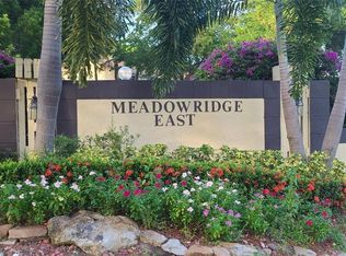 2051 SW 15th St #211, Deerfield Beach, FL 33442