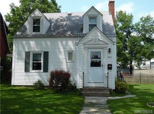 2434 Whitney Ave, Niagara Falls, NY 14301