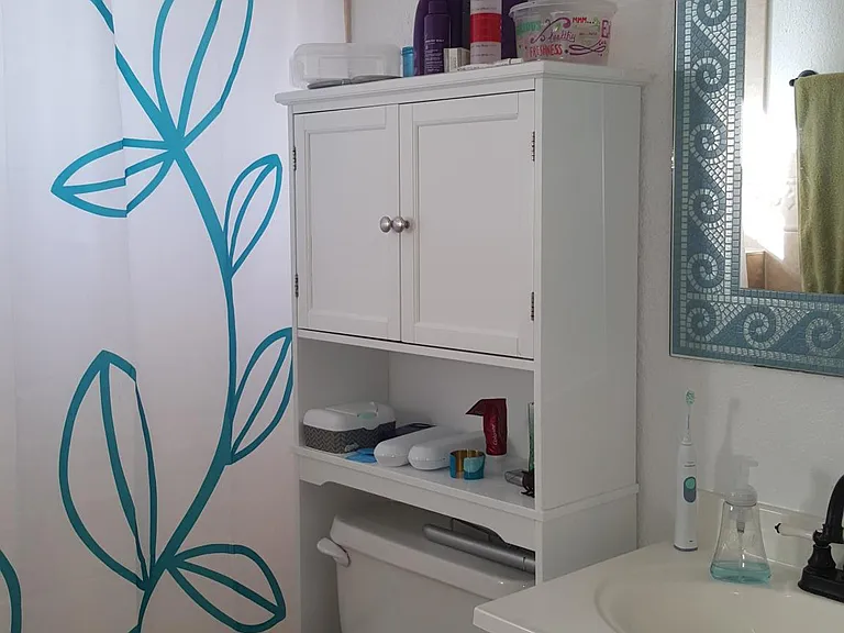 330 SW 20th St #3 — Photo 9