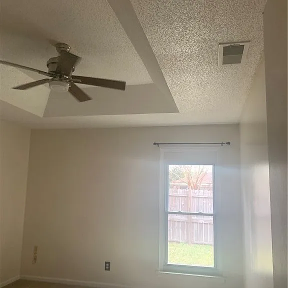 432 Edgewater Rd — Photo 14