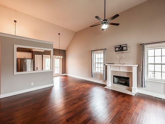 3rd image of 1040 Harper Dean Way