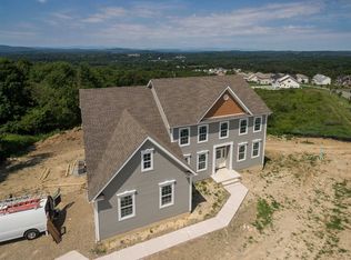 80 Ridgeline Dr, Poughkeepsie, NY 12603