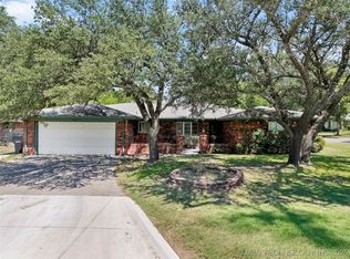 405 4th Ave NW, Ardmore, OK 73401