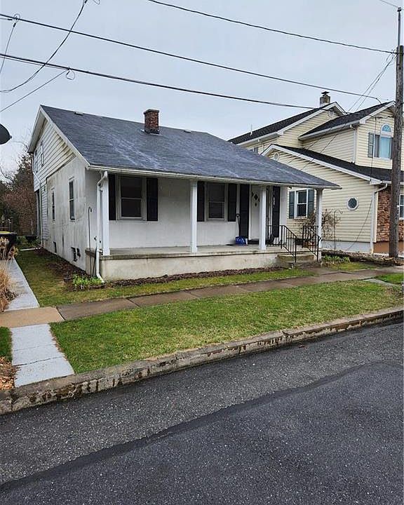 6354 Willow St E, Bath, PA 18014 Zillow