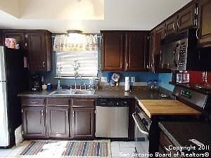 3rd image of 5310 Timber Trace St
