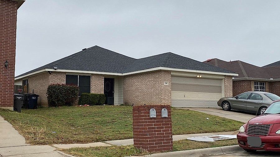 1st image of 208 Allenwood Dr