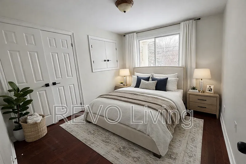3 bed, 1.0 bath, $3,500 — Photo 2