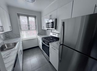69-02 197th St FLOOR 1, Fresh Meadows, NY 11365
