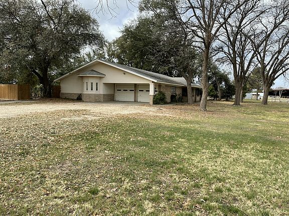 5th image of 3125 Country Club Rd