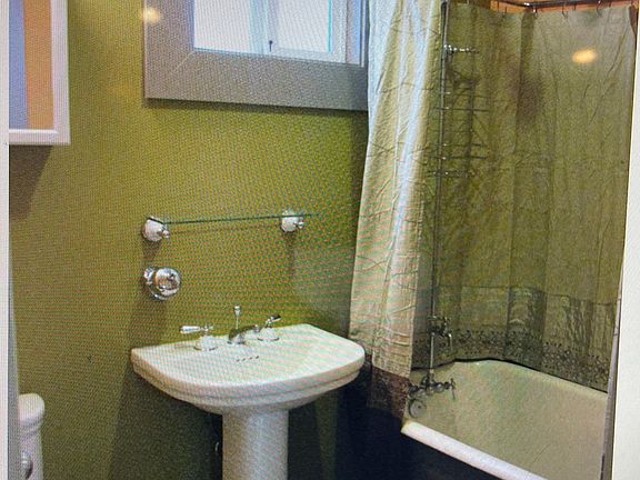 4th image of 3888 17th St #X