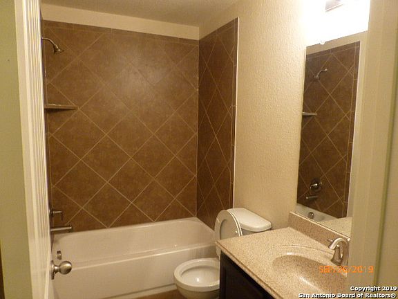 5th image of 5482 Cypress Pt