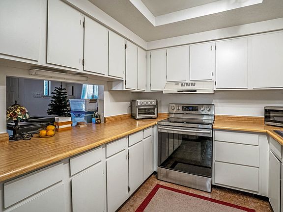 5th image of 2712 Galisteo Ct