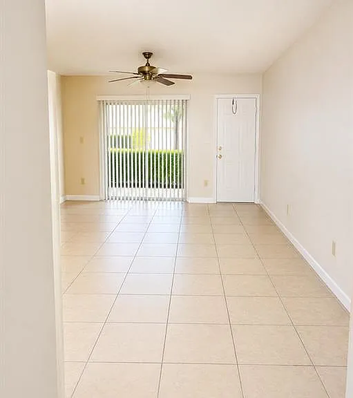11000 NW Royal Palm Blvd — Photo 6