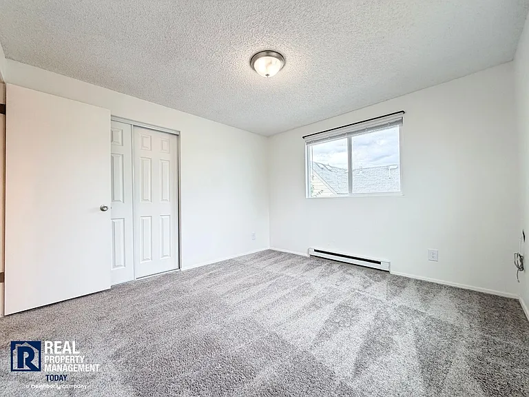 450 Pearl St #460 — Photo 12