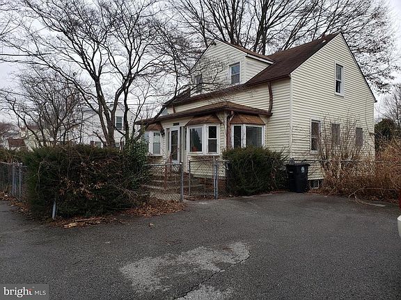 2nd image of 9806 Campus Dr